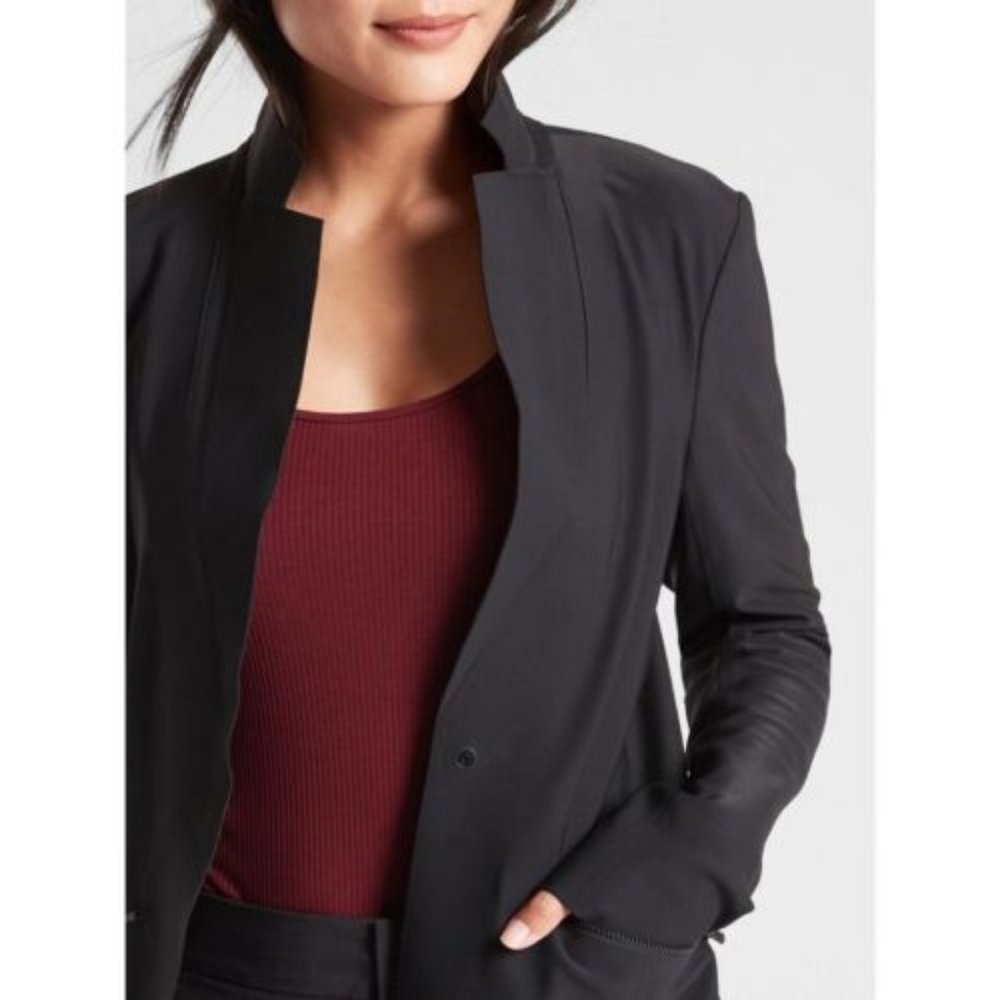 NWT Athleta Interstellar Dark Gray Blazer Pockets Sz 4 - Picture 3 of 9